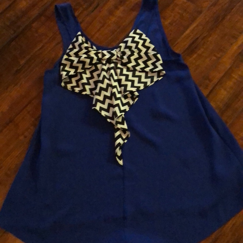 Blue tank top with chevron bow on back